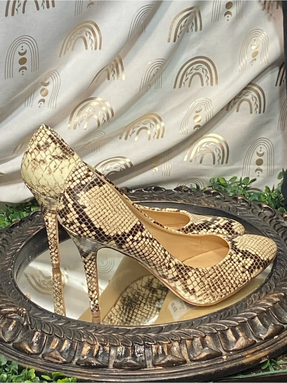 Rouge Helium Snakeskin Pointed-Toe Stiletto Heels — Cream/Brown